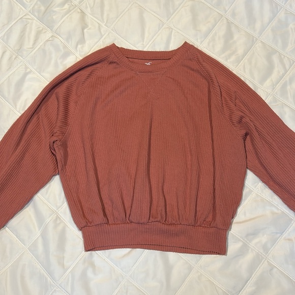 Hollister Boyfriend T-Shirt - Picture 3 of 5